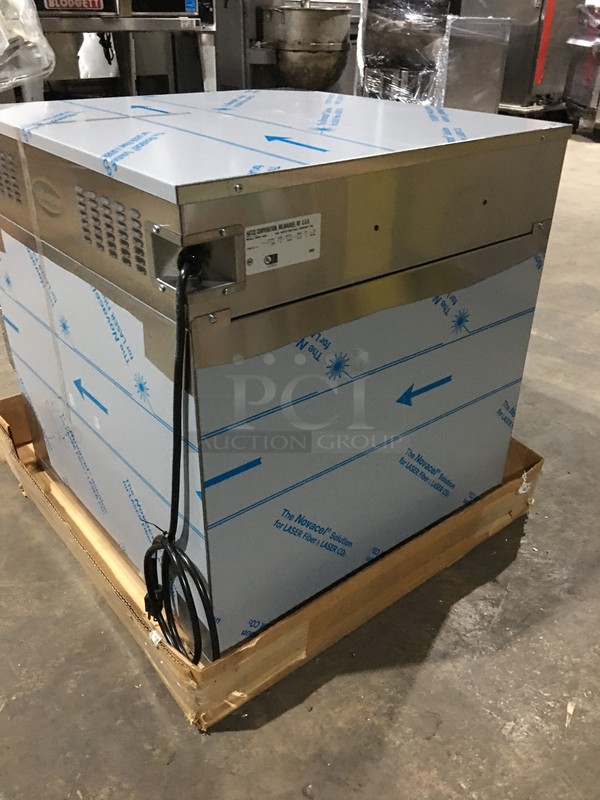 NEW IN THE BOX! Hatco Commercial Under The Counter Food Warming Cabinet! All Stainless Steel! Flav-R-Savor Series! Model FSHC6W1 Serial 6051071505! 120V 1Phase! - Image 6 of 12