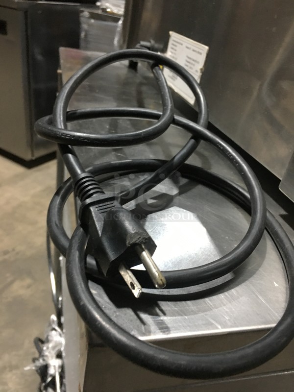 Fleetwood Commercial Countertop Hot Dog Roller Grill! All Stainless Steel! Model RG9M Serial R91080! 110V! - Image 8 of 8