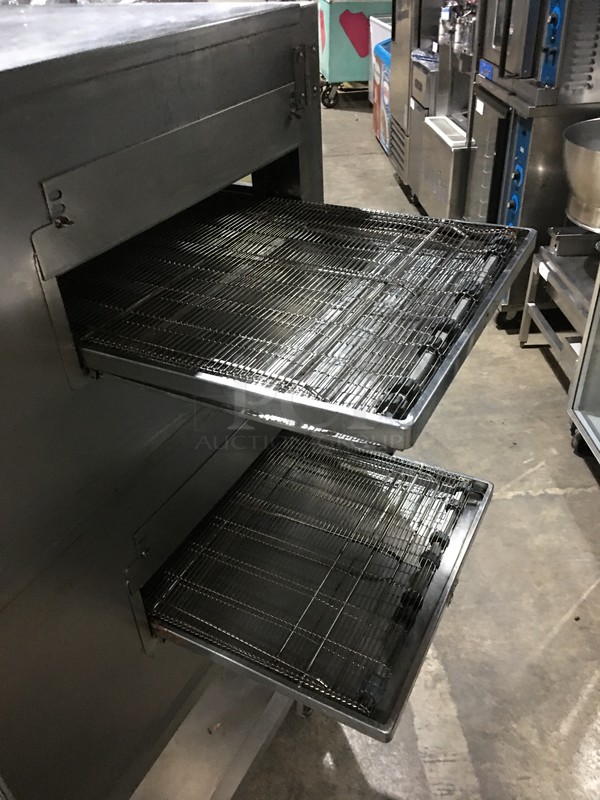 AMAZING! Lincoln Commercial Electric Powered Double Deck Conveyor Pizza Oven! With Underneath Storage Space! All Stainless Steel! Impinger Series! Model 1162 Serial 2021516! 120/208V 1Phase! On Commercial Casters! 2 X Your Bid! Makes One Unit! Working When Removed! - Image 5 of 12