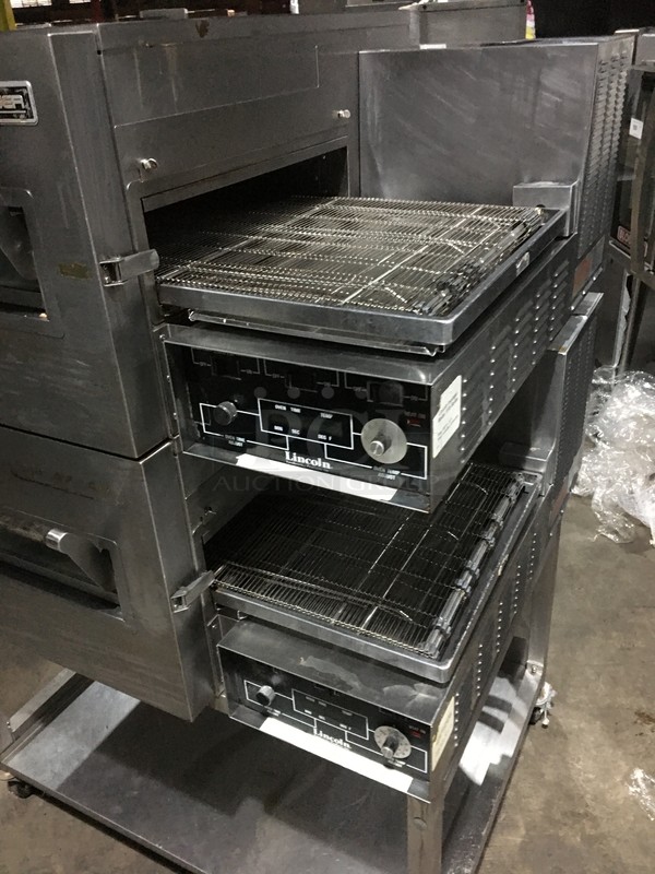 AMAZING! Lincoln Commercial Electric Powered Double Deck Conveyor Pizza Oven! With Underneath Storage Space! All Stainless Steel! Impinger Series! Model 1162 Serial 2021516! 120/208V 1Phase! On Commercial Casters! 2 X Your Bid! Makes One Unit! Working When Removed! - Image 6 of 12
