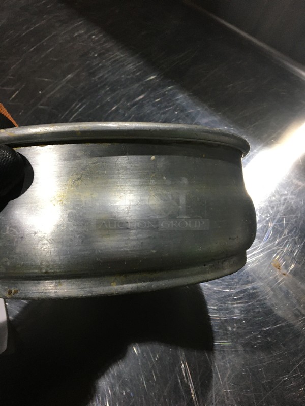 Round Food Holding Pans! 5 X Your Bid! - Image 4 of 5