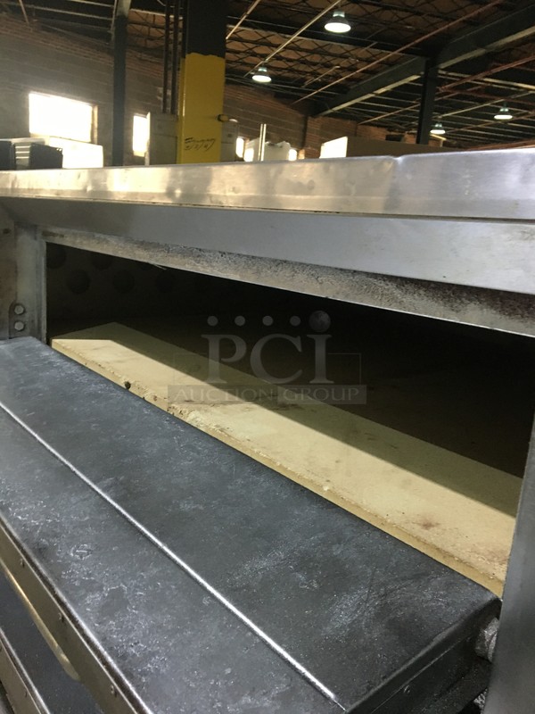 FANTASTIC! Bakers Pride Natural Gas Powered 4 Pie Pizza Oven! All Stainless Steel Body! Model DS805 Serial 11759! With Stones! On Legs! Working When Removed! - Image 7 of 12