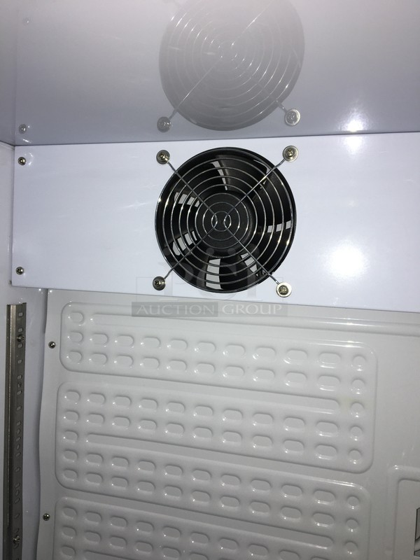 Merchandising Solutions Commercial Countertop Reach In Cooler Merchandiser! Model CT3 Serial 871506081647PBSG! 115V! - Image 6 of 8