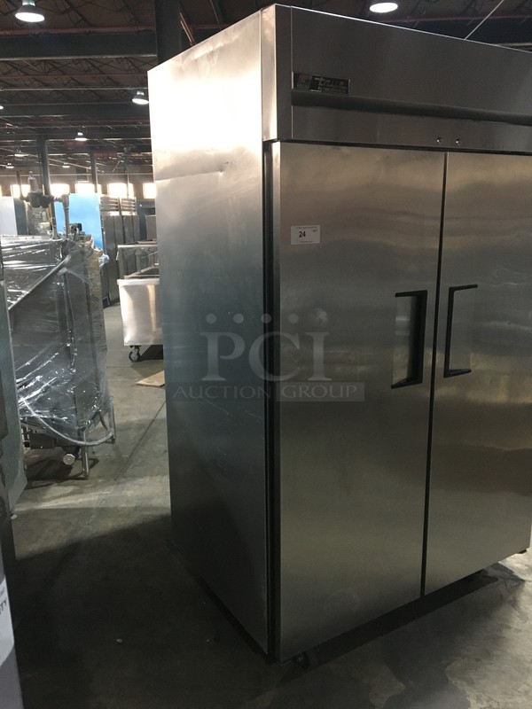 True Commercial 2 Door Reach In Refrigerator! All Stainless Steel! Model TG2R2S Serial 5338627! 115V 1Phase! - Image 2 of 10