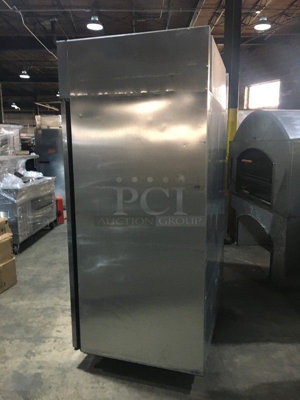 True Commercial 2 Door Reach In Refrigerator! All Stainless Steel! Model TG2R2S Serial 5338627! 115V 1Phase! - Image 4 of 10