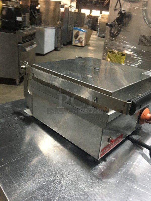 FAB! NEW! Cecilware Commercial Countertop Belgium Waffle Maker! All Stainless Steel! Model BWB120 Serial 726129! 110V! - Image 3 of 10
