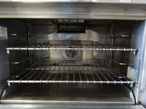 GREAT! Dynasty Stainless Steel Commercial Gas Powered 4 Burner Range w/ CONVECTION Oven. 30x28x42 - Image 6 of 8