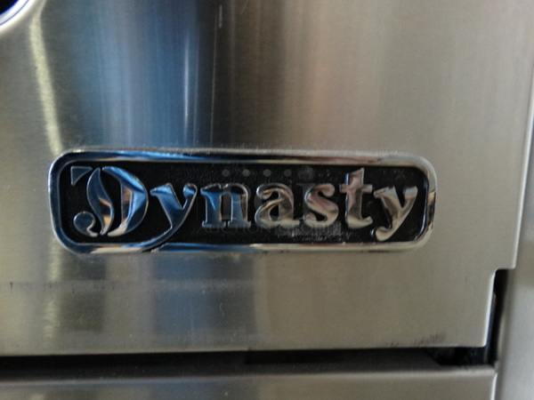 GREAT! Dynasty Stainless Steel Commercial Gas Powered 4 Burner Range w/ CONVECTION Oven. 30x28x42 - Image 7 of 8