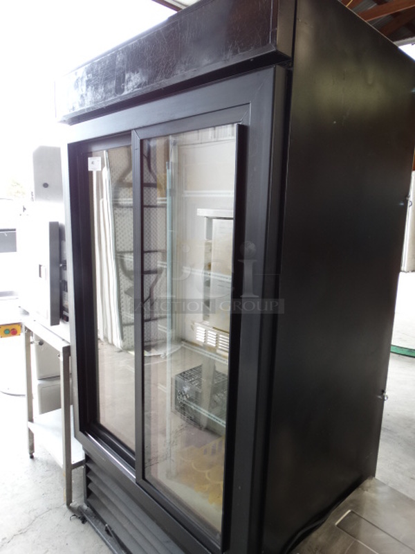 GREAT! Carrier Model MC1100 Metal Commercial 2 Door Reach In Cooler Merchandiser w/ Poly Coated Racks. 120 Volts, 1 Phase. 43x32x78. Tested and Working! - Image 3 of 6