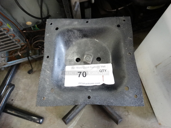Black Metal Table Base. 22x22x29 - Image 4 of 5