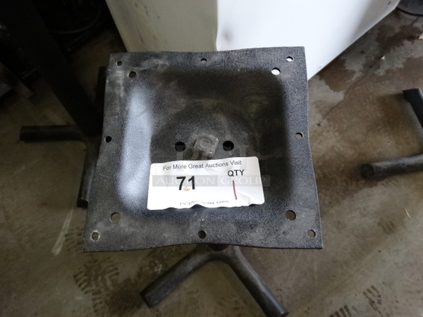 Black Metal Table Base. 22x22x29 - Image 3 of 3