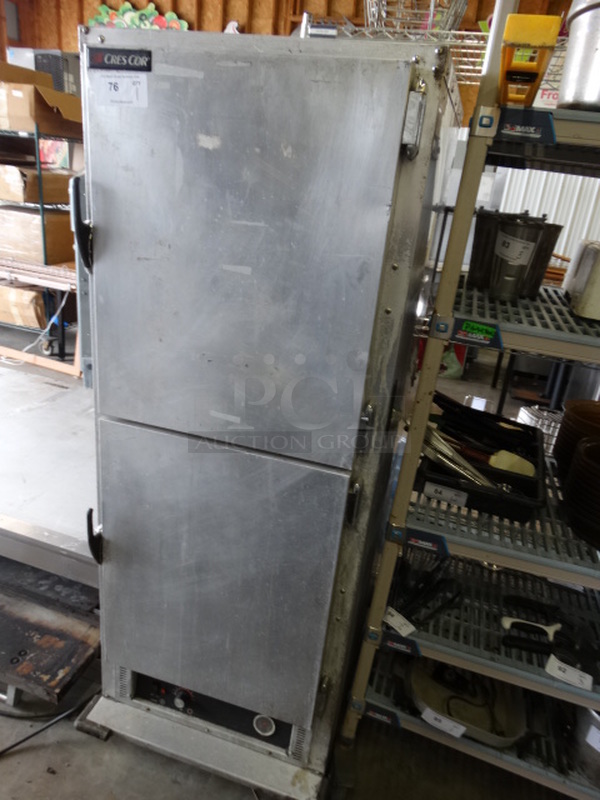 NICE! CresCor Model H135UA11S Metal Commercial 2 Half Size Door Warming Cabinet on Commercial Casters. 25x33x71. Tested and Working! - Image 2 of 8