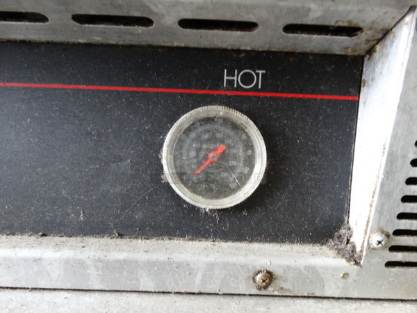 NICE! CresCor Model H135UA11S Metal Commercial 2 Half Size Door Warming Cabinet on Commercial Casters. 25x33x71. Tested and Working! - Image 7 of 8