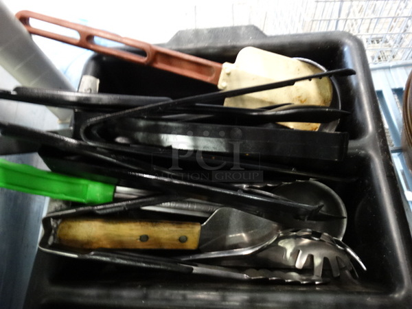 ALL ONE MONEY! Lot of Utensils in Poly Silverware Bin! 12x22x4 - Image 4 of 4