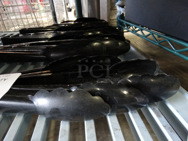 ALL ONE MONEY! Lot of 18 Poly Black Tongs! 9" - Image 3 of 3