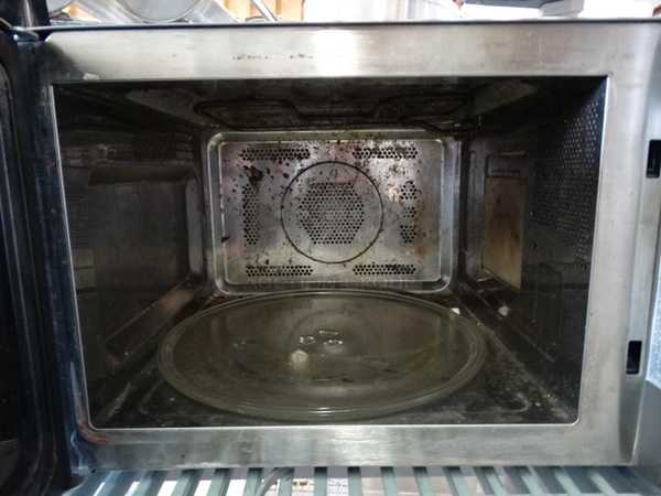 Haier Chrome Finish Countertop Microwave. 20x14x12 - Image 4 of 5