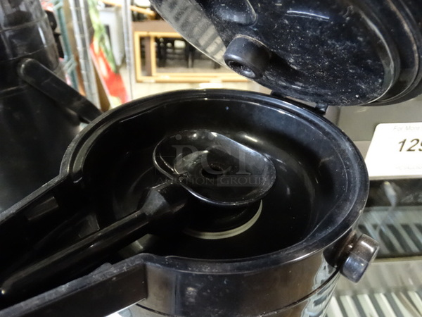 Black Finish Air Pot. 6x8x16 - Image 3 of 3