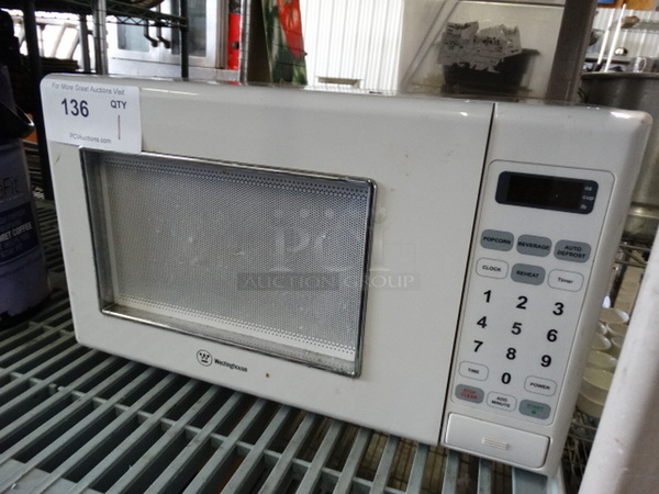 Westinghouse White Countertop Microwave. 18x12x11 - Image 3 of 5