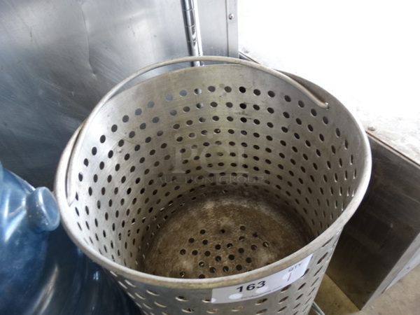 Metal Perforated Bin. 15x15x15 - Image 2 of 3