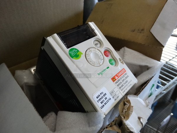 Schneider Model ATV12H037F1 Speed Drive - Image 4 of 6