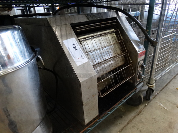 NICE! Toast-rite Model TRH Metal Commercial Countertop Conveyor Oven. 208 Volts, 1 Phase. 18x23x17 - Image 3 of 8