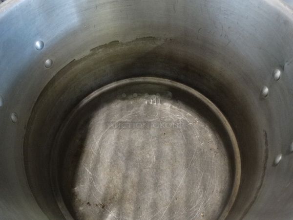 Metal Stock Pot. 15x12x10 - Image 3 of 3