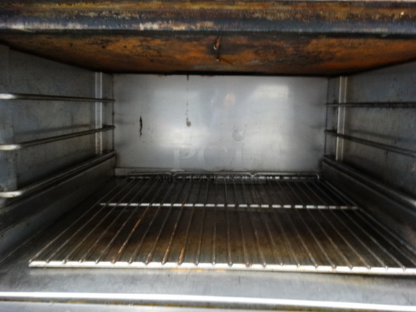 FANTASTIC! Jade Range Stainless Steel Commercial Gas Powered 6 Burner Range w/ Right Side Flat Top Griddle, Lower Oven and Stainless Steel Overshelf on Commercial Casters. 72x32x57 - Image 8 of 9