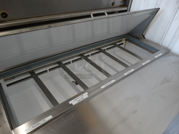 GREAT! Arctic Air Model AST48R Stainless Steel Commercial Sandwich Salad Prep Table Bain Marie Mega Top on Commercial Casters. 115 Volts, 1 Phase. 48x30x45. Tested and Working! - Image 4 of 7