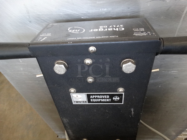 NICE! Eagle Performance Model 3625OBU Commercial Floor Style Floor Cleaning Machine. 34x60x43. Cannot Test - Battery Needs To Be Charged - Image 6 of 9