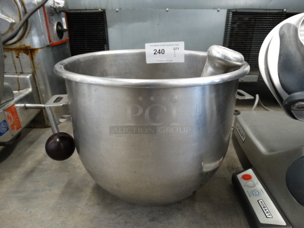 Stainless Steel Commercial Mixing Bowl w/ Whisk and Paddle Attachments. Goes GREAT w/ Item 241! 15x13x12 - Image 4 of 5