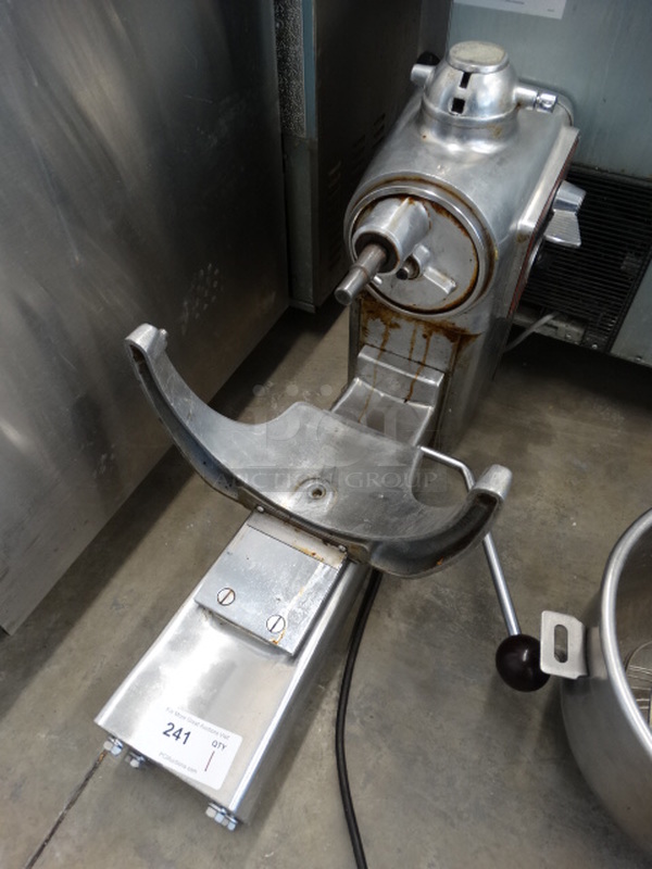Blakeslee Model U20-DT Metal Commercial Table Mount 20 Quart Planetary Mixer. 115 Volts, 1 Phase. Goes GREAT w/ Item 240! 16x24x33. Tested and Working! - Image 1 of 8