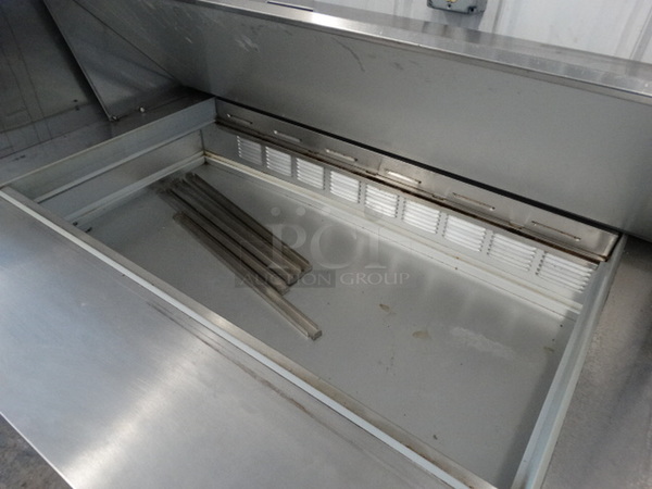 SWEET! Beverage Air Model SP48-12M Stainless Steel Commercial Sandwich Salad Prep Table Bain Marie Mega Top on Commercial Casters. 115 Volts, 1 Phase. 48x34x46. Tested and Working! - Image 4 of 7