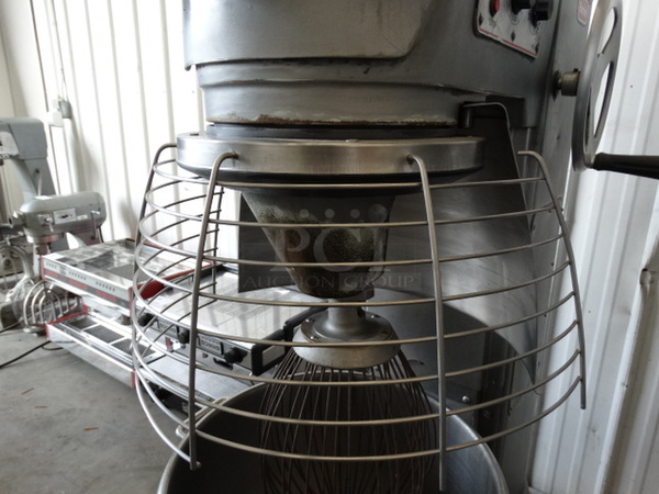 SWEET! Berkel Model FMS60 Metal Commercial Floor Style 60 Quart Planetary Mixer w/ Stainless Steel Mixing Bowl, Bowl Guard and Whisk Attachment. 380-460 Volts, 3 Phase. 24x44x62 - Image 3 of 8