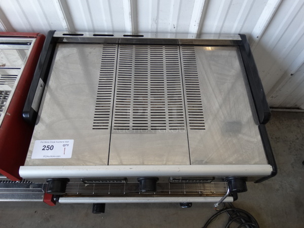 BEAUTIFUL! La Spaziale Stainless Steel Commercial Countertop 2 Group Espresso Machine w/ Steam Wand. 27x22x21 - Image 7 of 8