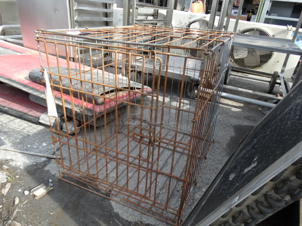 Metal Dog Cage. 20x24x21 - Image 3 of 3