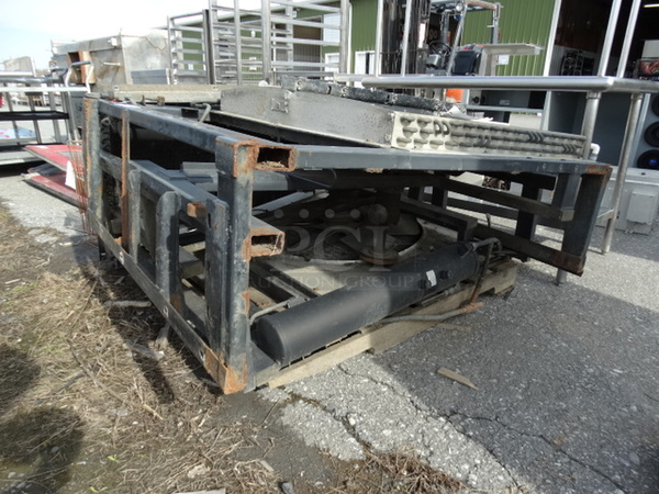 WOW! Carrier Transicold Radiator Heat Dissipating System. Was Used In a Reefer Trailer. Goes GREAT w/ Item 270! - Image 2 of 6