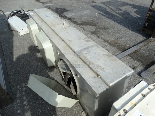 Metal Commercial Condenser. 95x21x23 - Image 7 of 7
