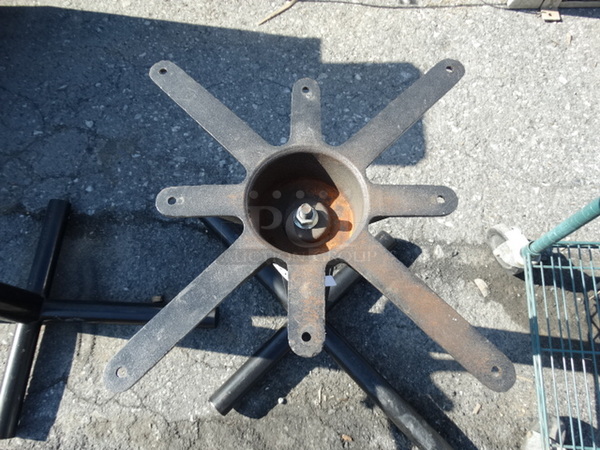 Black Metal Table Base. 36x23x28 - Image 2 of 3