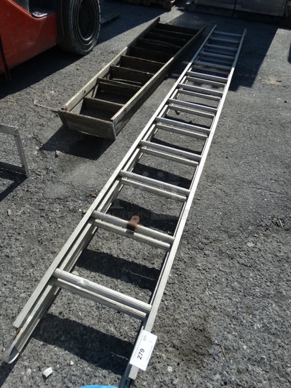 Metal 14' Ladder. 168x5x17 - Image 1 of 3