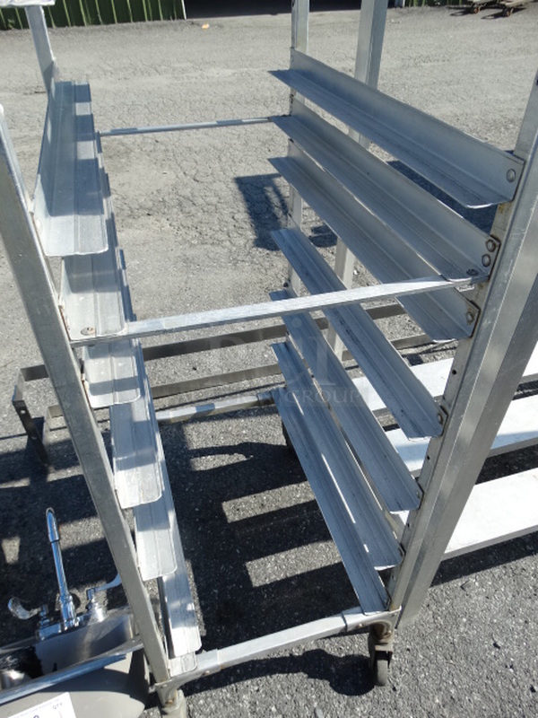 Metal Commercial Pan Transport Rack on Commercial Casters. 18.5x26x67 - Image 3 of 4