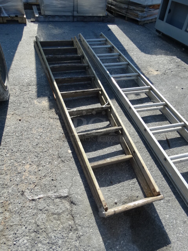 Wooden 9.5' Ladder. 26x5x116 - Image 4 of 4