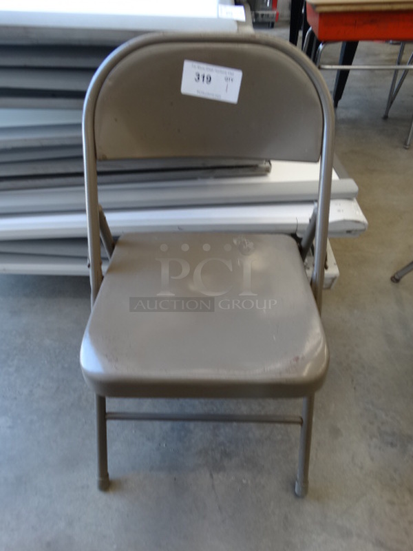 Metal Brown Folding Chair. 18x19x31
