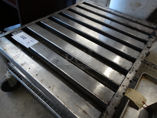 5 Metal Grease Hood Filters. 19.5x24.5x2. 5 Times Your Bid! - Image 3 of 3
