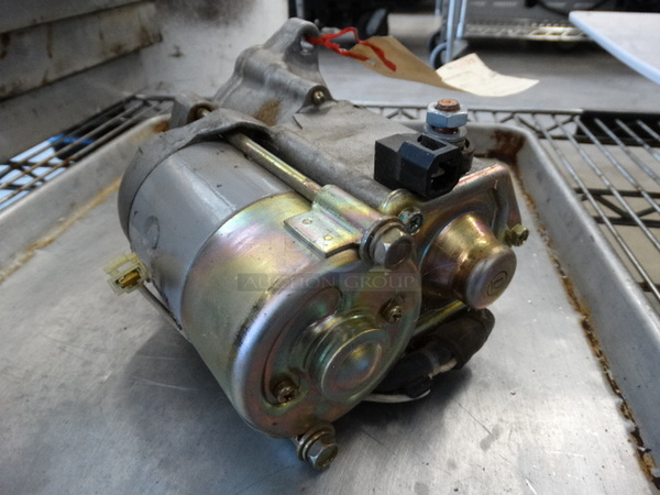 2 Metal Items; Lawn and Golf Turf Cat Starter and Half Size Baking Pan. 8x6x4, 13x18x1. 2 Times Your Bid! - Image 4 of 5