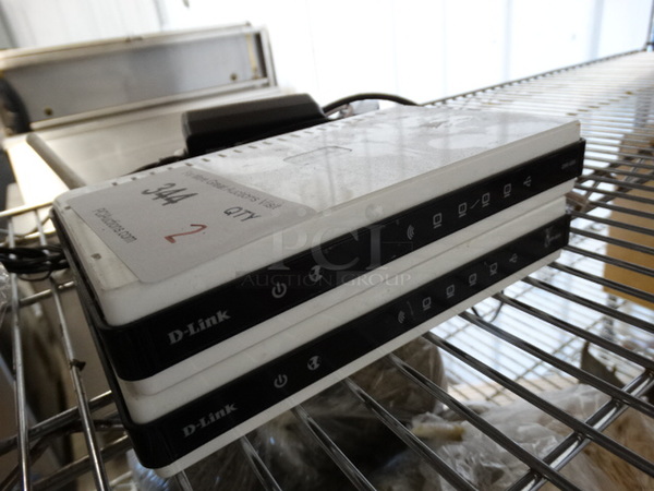 2 D-Link Model DIR-655 Routers. 7.5x5x1.5. 2 Times Your Bid! - Image 3 of 6