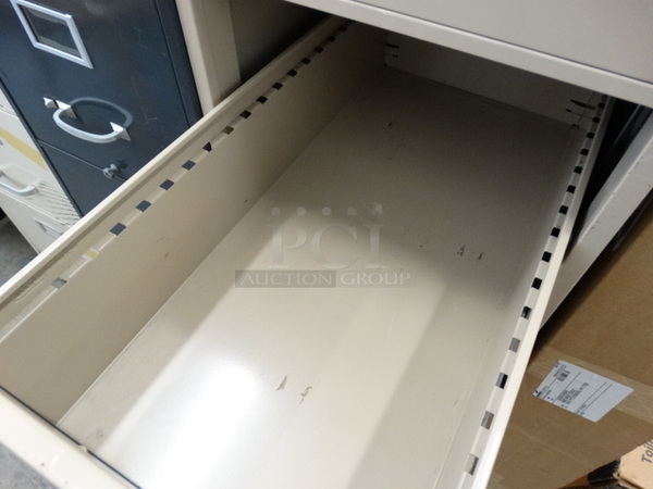 Tan Metal 4 Drawer Filing Cabinet. 15x28x52 - Image 5 of 7