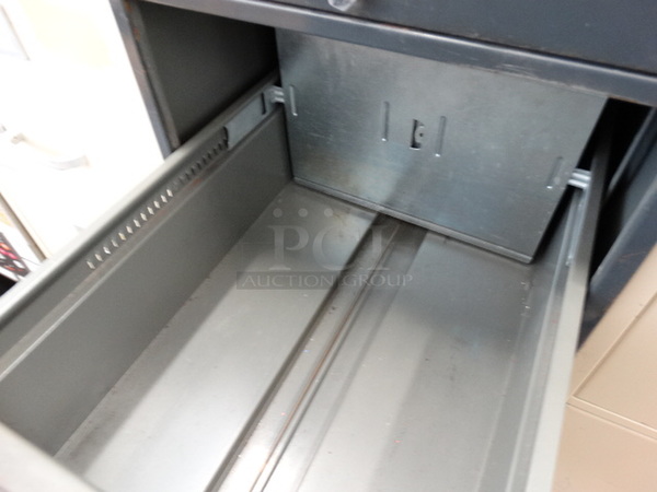Columbia Black Metal 4 Drawer Filing Cabinet. 15x28x52 - Image 6 of 8