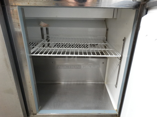 GREAT! Arctic Air Model AST48R Stainless Steel Commercial Sandwich Salad Prep Table Bain Marie Mega Top on Commercial Casters. 115 Volts, 1 Phase. 48x30x45. Tested and Working! - Image 5 of 7