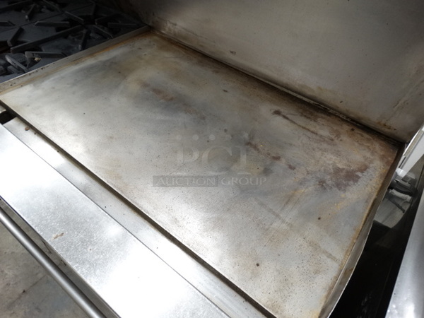 FANTASTIC! Jade Range Stainless Steel Commercial Gas Powered 6 Burner Range w/ Right Side Flat Top Griddle, Lower Oven and Stainless Steel Overshelf on Commercial Casters. 72x32x57 - Image 9 of 9