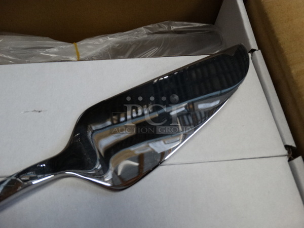 36 BRAND NEW IN BOX! Oneida Chef's Table Servall Lifters. 10". 36 Times Your Bid! - Image 2 of 4